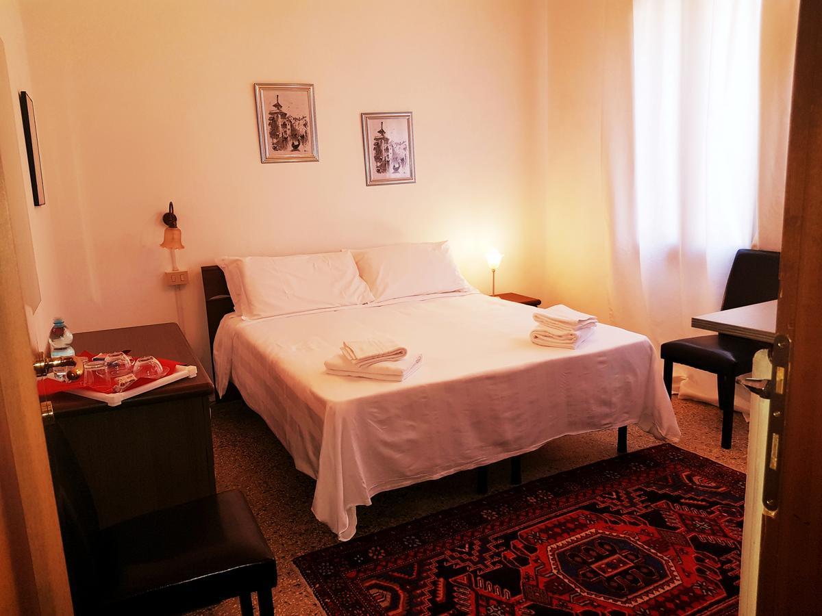 Residenza Ponte Degli Scalzi Venice Ngoại thất bức ảnh